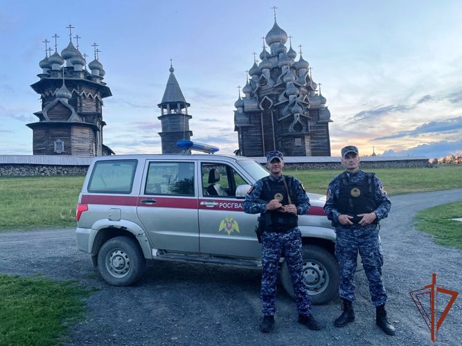 Охраняющие музей-заповедник Кижи росгвардейцы предотвратили пожар