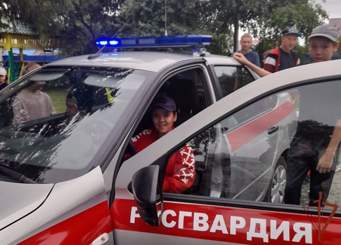Всероссийская ведомственная акция «Каникулы с Росгвардией» продолжается на Урале
