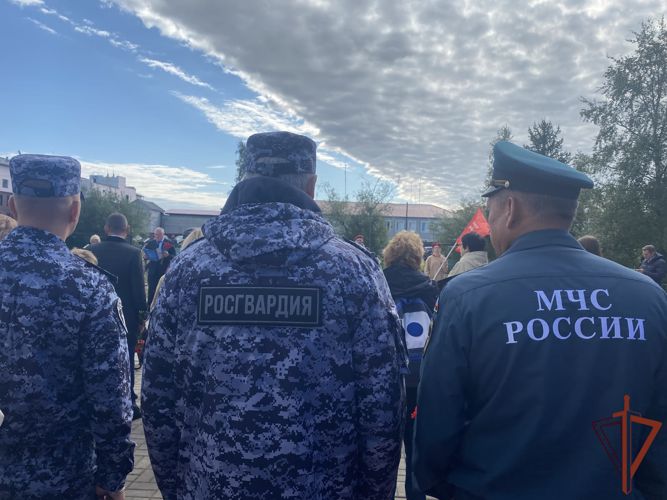 Росгвардейцы почтили память жителей Нарьян-Мара, погибших в годы ВОВ