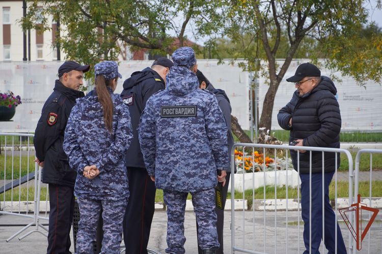 Росгвардия обеспечила безопасность концерта «Zа Россию!» в Нарьян-Маре