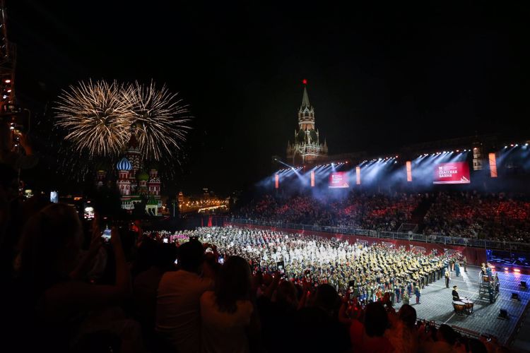 Оркестры Росгвардии выступили на открытии XV юбилейного Международного военно-музыкального фестиваля «Спасская башня»