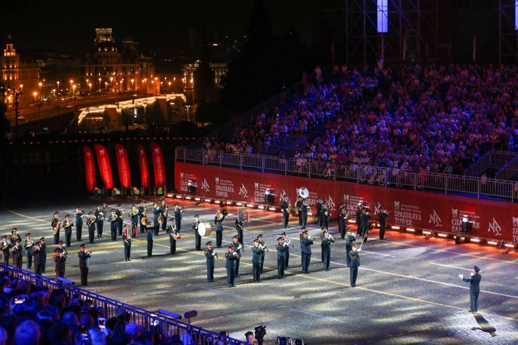 Оркестры Росгвардии выступили на открытии XV юбилейного Международного военно-музыкального фестиваля «Спасская башня»