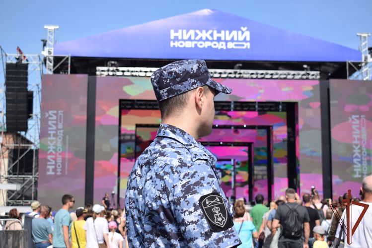 Росгвардия обеспечила правопорядок во время празднования Дня образования Нижнего Новгорода