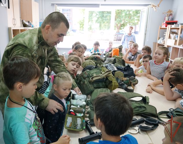 Акция «Каникулы с Росгвардией» проходит в Северо-Западном округе