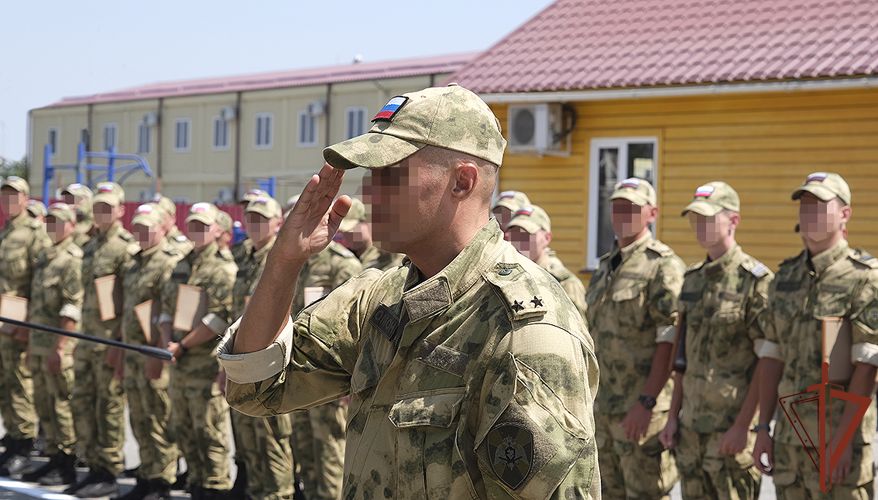 Сводный отряд ОМОН Центрального округа Росгвардии завершил выполнение задач в составе ОГВ(с)