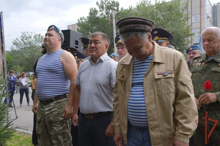 Росгвардейцы Сибири приняли участие в мероприятиях ко дню ВДВ
