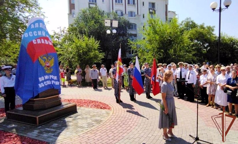 Памятник комбату Победы Степану Неустроеву открыли в Севастополе 