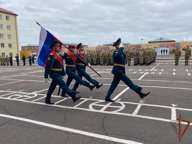 Росгвардейцы Сибирского округа приняли участие в мероприятиях ко Дню Государственного флага России