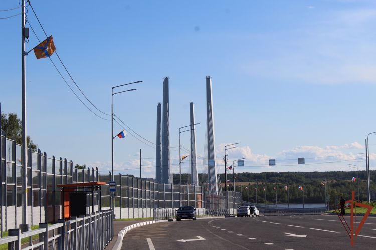 Росгвардия обеспечила безопасность открытия Архангельского моста в Череповце