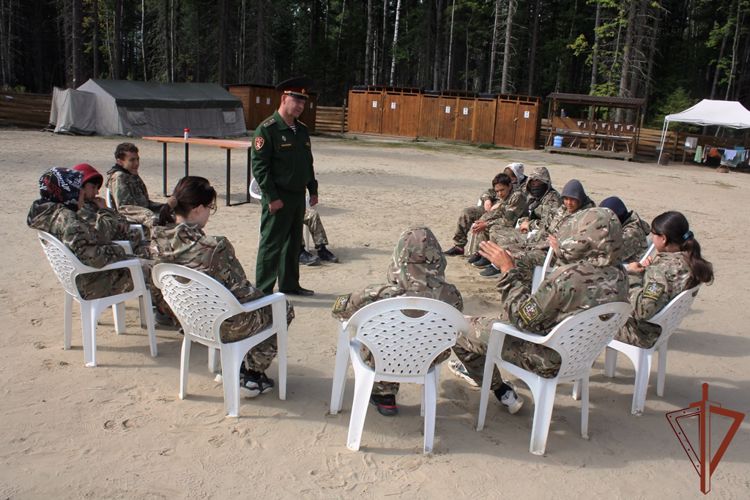 Образовательные мероприятия акции «Каникулы с Росгвардией» продолжаются на Урале