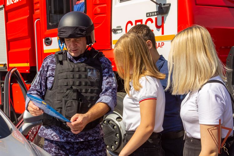Росгвардия участвует в работе международного военно-технического форума «Армия-2022» в Краснодаре