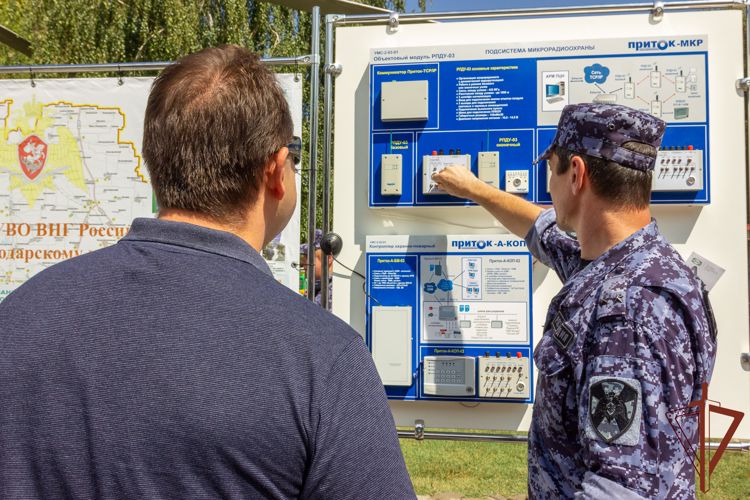 Росгвардия участвует в работе международного военно-технического форума «Армия-2022» в Краснодаре