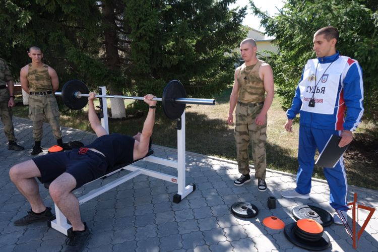 В рамках всероссийского проекта «Зарядись энергией с Росгвардией» на Урале проходят спортивные турниры и фестивали