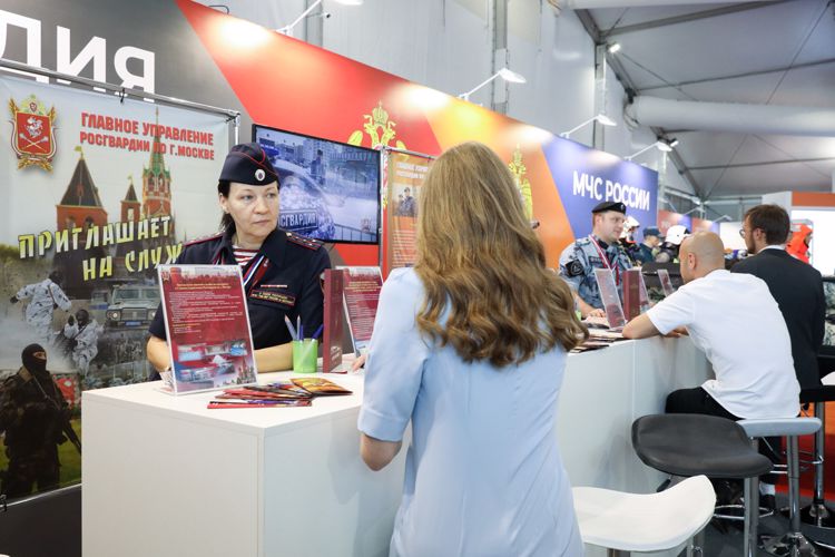 Росгвардия участвует в работе международного военно-технического форума «Армия -2022»