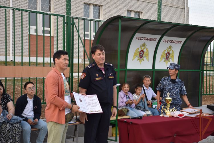 В Калмыкии для росгвардейцев открыли новый стадион