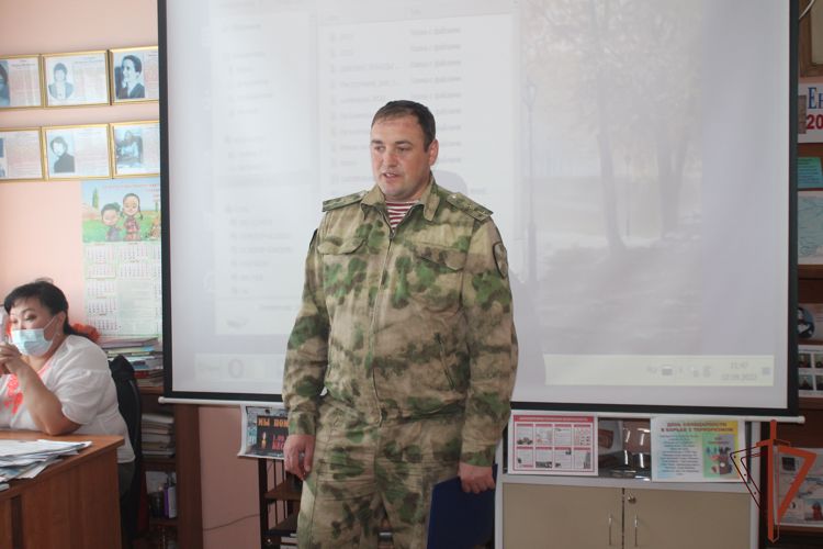 Росгвардейцы Сибирского округа приняли участие в мероприятиях, приуроченных ко Дню солидарности в борьбе с терроризмом