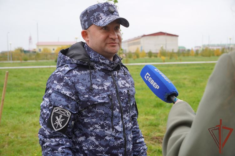 Нарьян-Мар принял эстафету военно-патриотической акции Росгвардии «Древо Сталинграда»