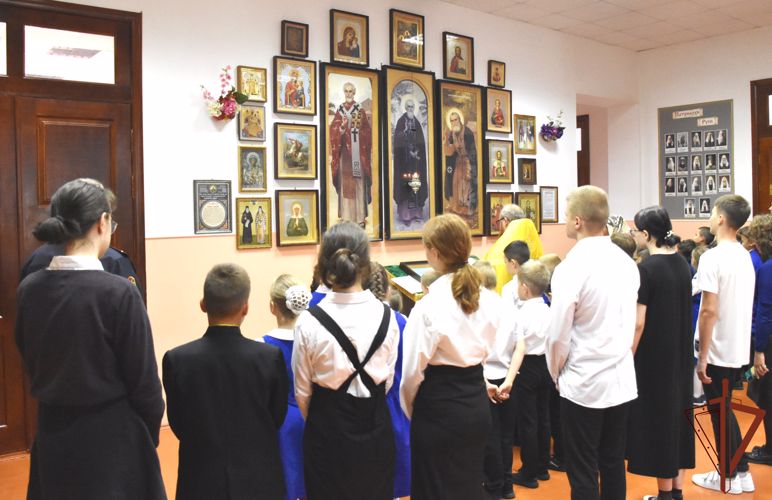Всероссийскую акцию в поддержку росгвардейцев - участников специальной военной операции поддержали в Адыгее 