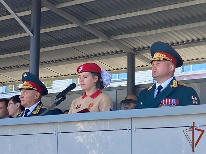 Первокурсники Новосибирского военного института Росгвардии присягнули на верность Отечеству