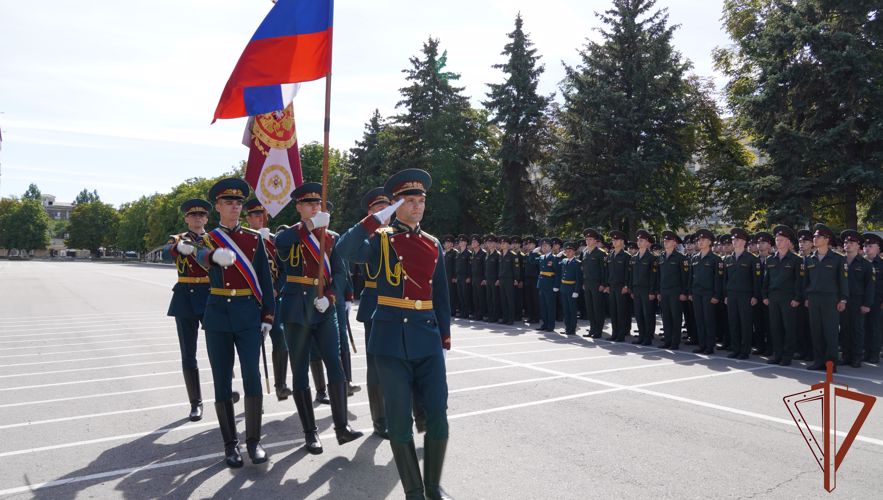 Курсанты Саратовского военного института Росгвардии приняли присягу