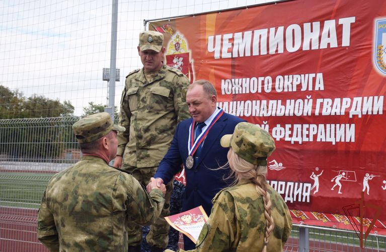  В Ростове-на-Дону прошел чемпионат по плаванию Южного округа Росгвардии (видео)