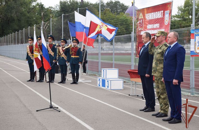  В Ростове-на-Дону прошел чемпионат по плаванию Южного округа Росгвардии (видео)