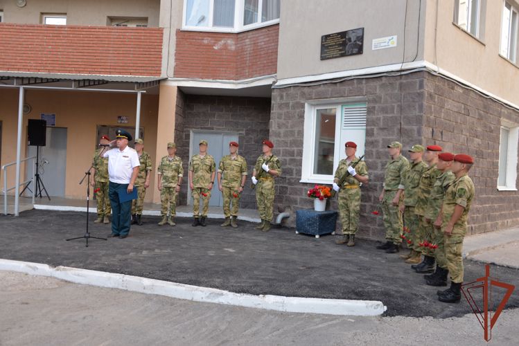 Память погибшего росгвардейца увековечена в Уфе