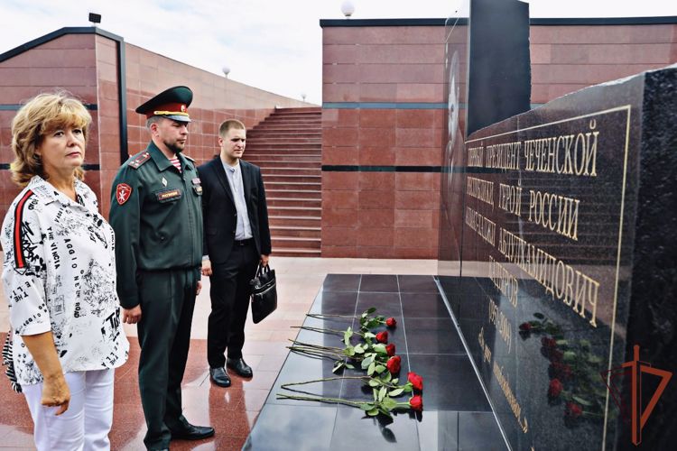В Грозном представители Росгвардии приняли участие в выездном совещании комиссии Общественной палаты РФ