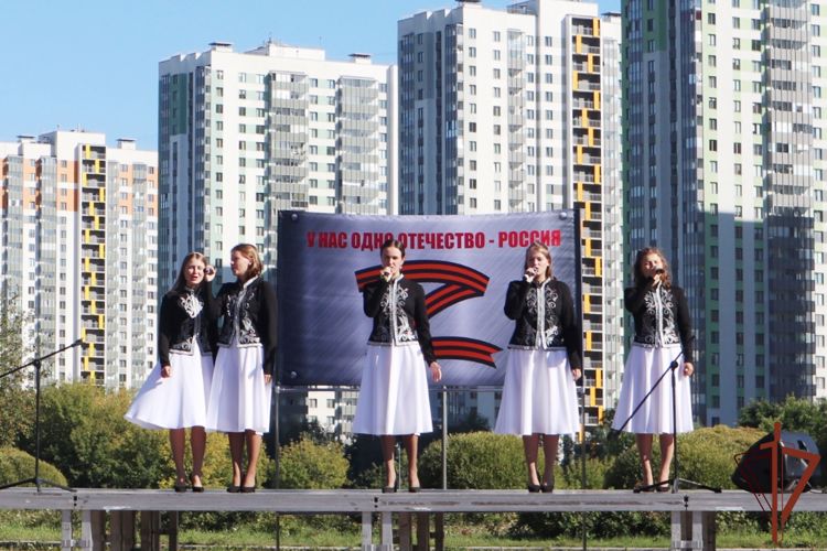 Концерт в поддержку участников специальной военной операции провели росгвардейцы в Санкт-Петербурге 