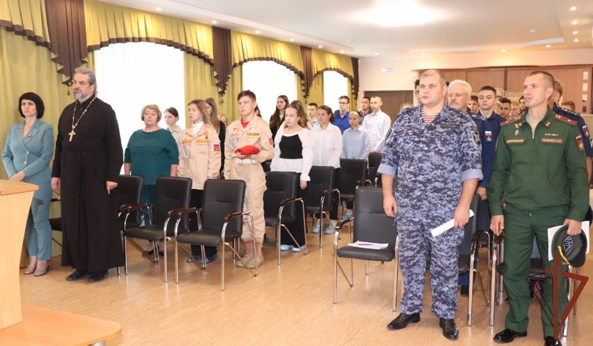 Мероприятия всероссийской акции «Вместе против террора» проводит Росгвардия в Уральском округе 