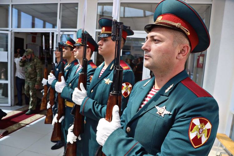 В селе Джалка увековечили память погибшего сотрудника Росгвардии