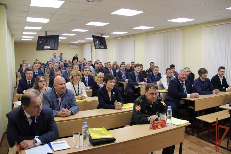 Заседание всероссийского форума по цифровизации ОПК состоялось в Пермском военном институте Росгвардии