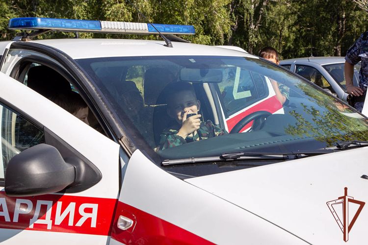 Росгвардейцы приняли участие в военно-историческом фестивале на Южном Урале