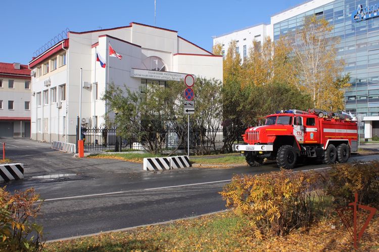 Занятия по отработке действий при пожаре провели росгвардейцы с МЧС в Уральском округе
