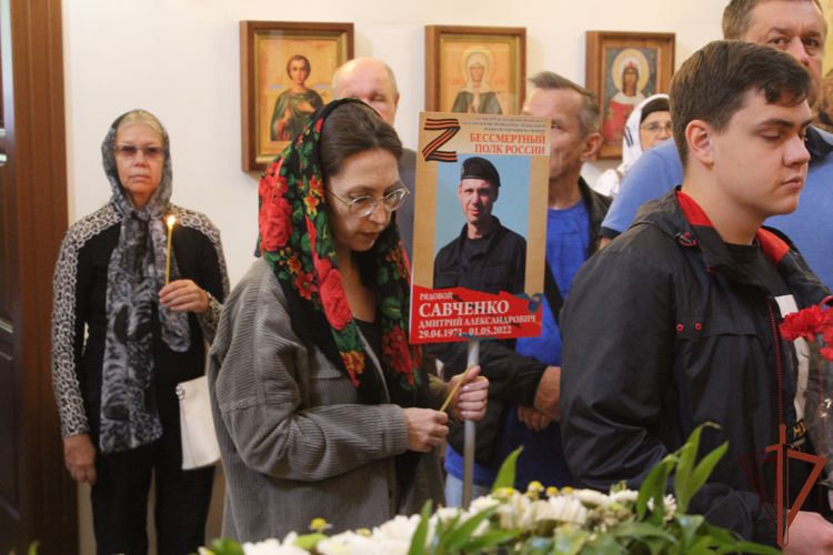 Увековечена память погибших росгвардейцев в Саратове