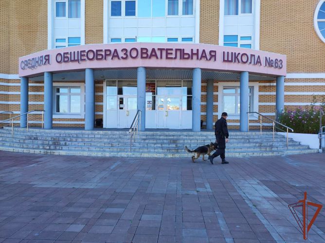 Росгвардейцы Восточного округа обеспечили безопасность проведения Дня знаний 