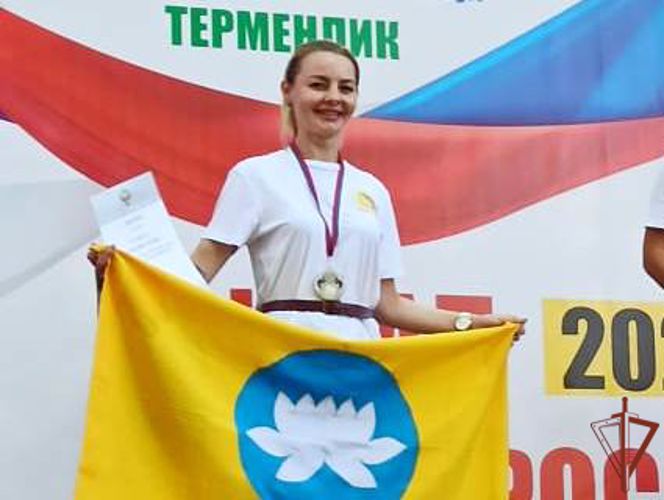 Офицер Росгвардии из Калмыкии завоевала серебряную медаль Кубка России по 3D-стрельбе из лука