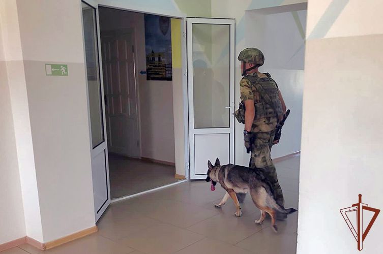 Подразделения Росгвардии в составе ОГВ(с) приняли участие в обеспечении безопасности Дня знаний на Северном Кавказе