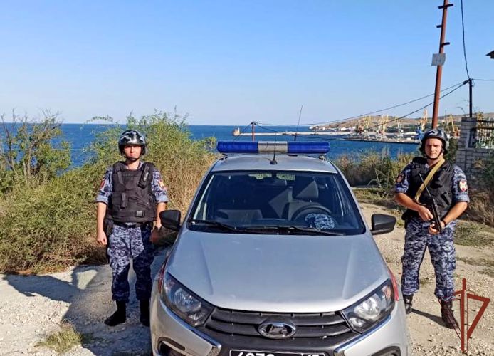 Патруль Росгвардии нашёл потерявшихся подростков в Крыму 