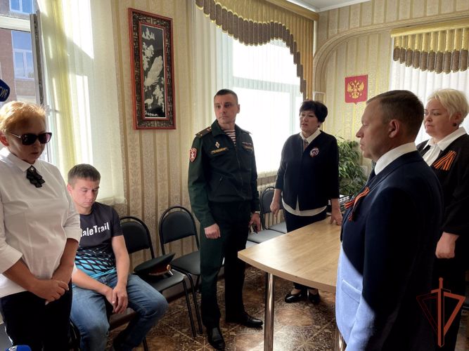 Память погибшего росгвардейца увековечили на Камчатке  