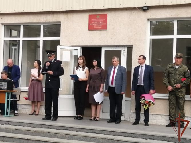 Память погибшего военнослужащего Росгвардии увековечили в Курганской области