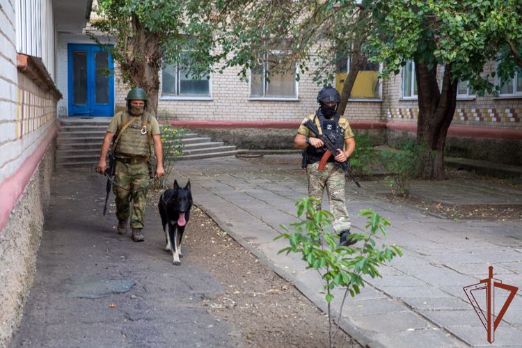 Росгвардия подвела итоги обеспечения правопорядка и общественной безопасности в День знаний