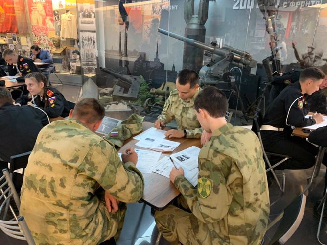 Росгвардейцы Центрального округа написали «Диктант Победы»