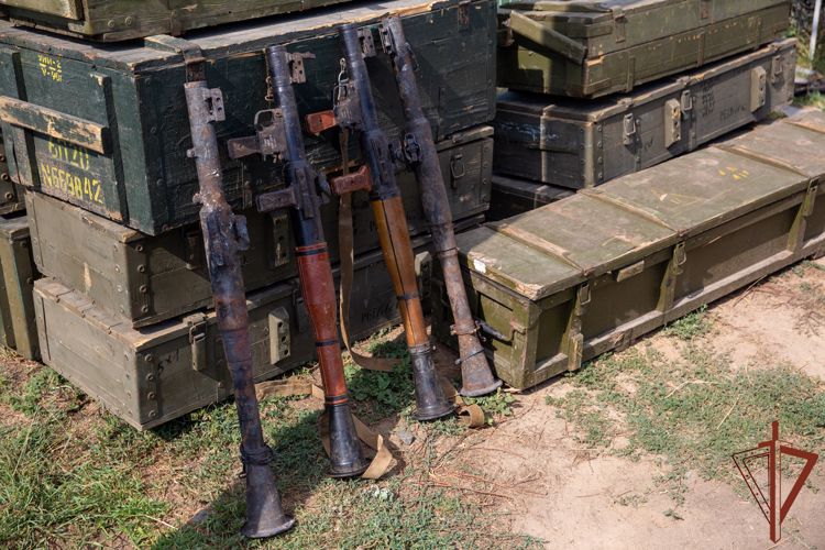 Росгвардия выявила крупные схроны с оружием в Херсонской и Запорожской областях