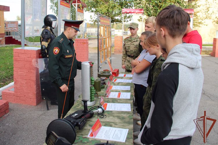 В Пермском военном институте Росгвардии состоялся первый краевой слет военно-патриотического движения «Гвардейская смена» 