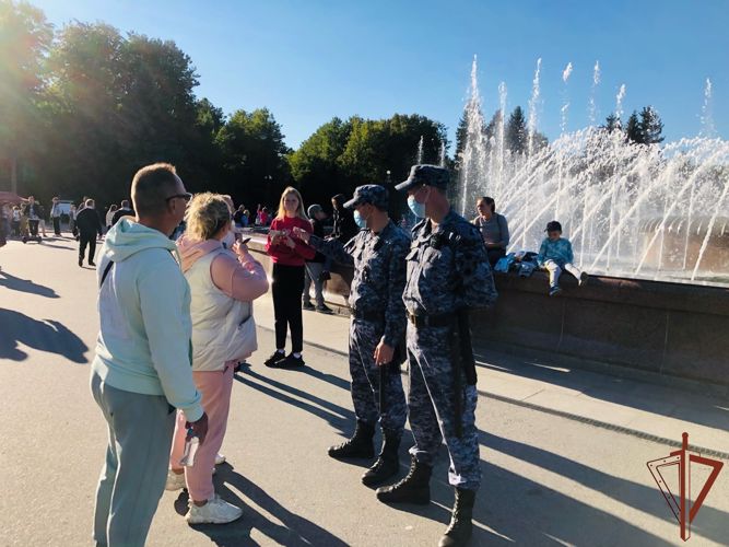 В Санкт-Петербурге росгвардейцы обеспечили правопорядок во время матча чемпионата России по футболу