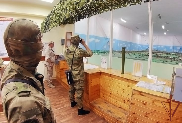 На Северном Кавказе молодые офицеры спецназа Росгвардии отработали навыки управления огнем артиллерии