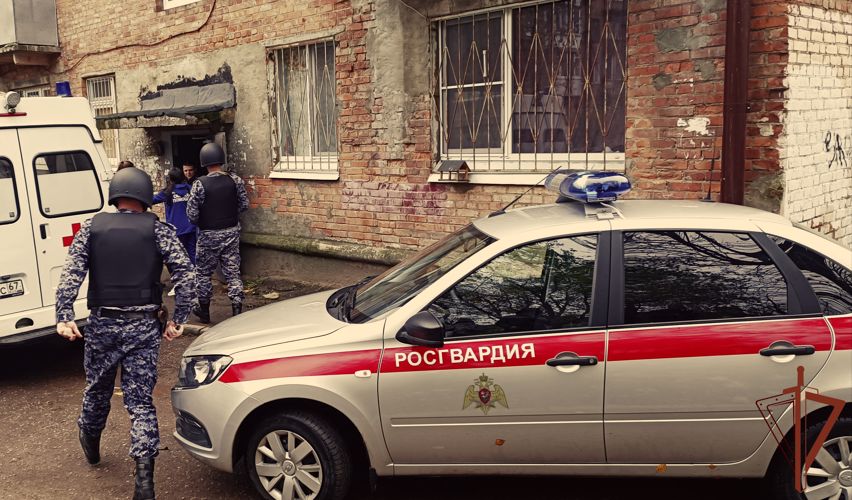 Одиннадцать карет скорой медицинской помощи взяла под охрану Росгвардия  в Смоленской области 