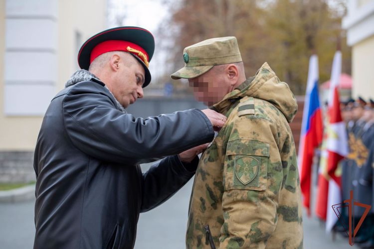Памятное мероприятие, посвященное 42-летию Уральского округа Росгвардии, состоялось в Екатеринбурге (видео)
