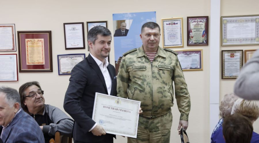 Генерал-полковник Игорь Ильяш передал Благотворительному Фонду «ЗАБОТА» поздравление директора Росгвардии генерала армии Виктора Золотова